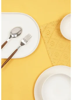 CHEMIN DE TABLE EN BRODERIE ANGLAISE TOURNESOL