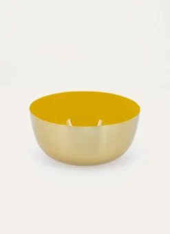 COUPELLE EN MÉTAL DORÉ AVEC INTÉRIEUR LAQUÉ MOUTARDE