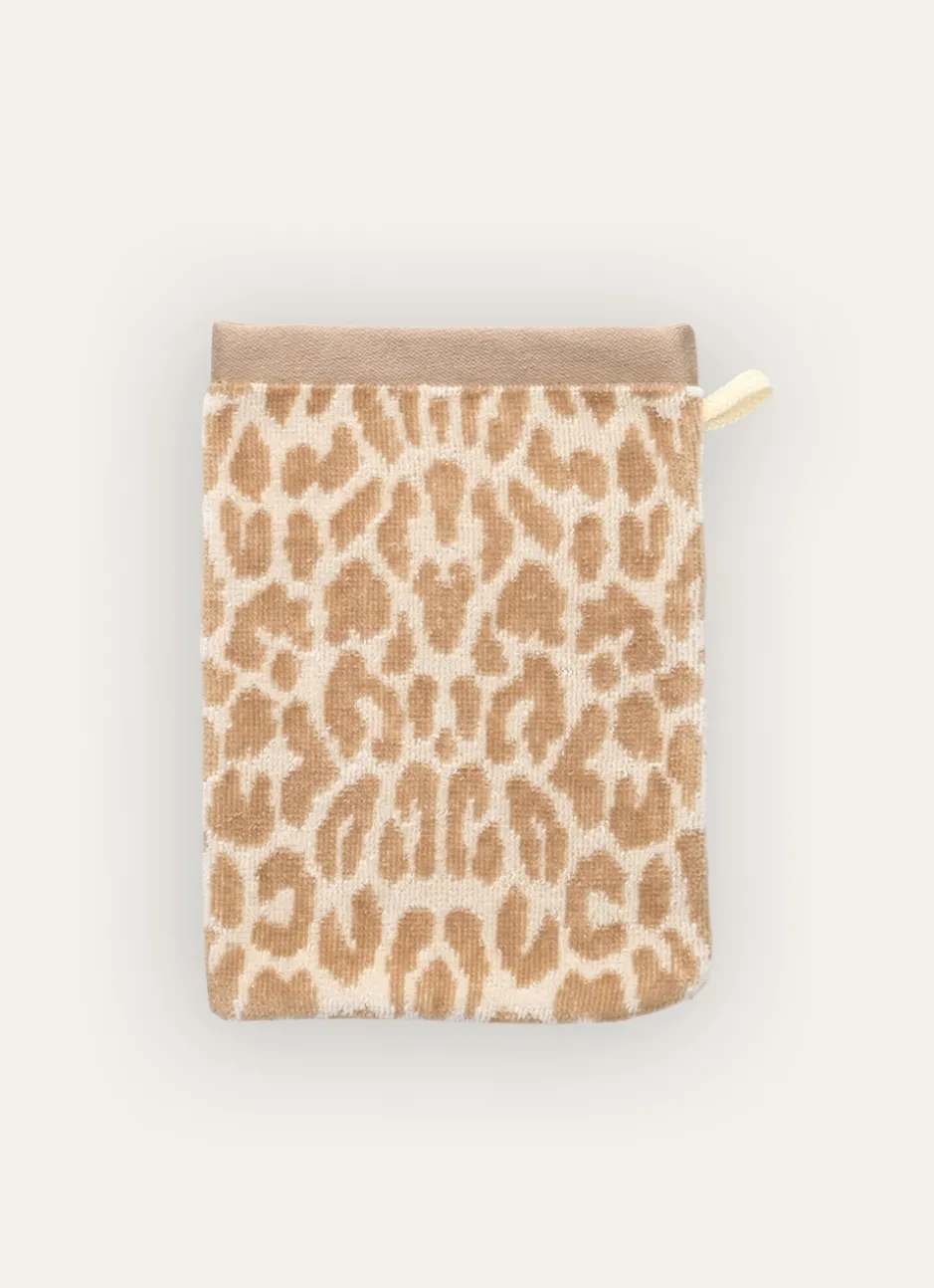 GANT DE TOILETTE EN VELOURS À MOTIF LÉOPARD BEIGE CLAIR