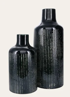 GRAND VASE ÉMAILLÉ AVEC LIGNES VERT FONCÉ
