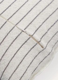 HOUSSE DE COUSSIN À FINES RAYURES BICOLORES BEIGE