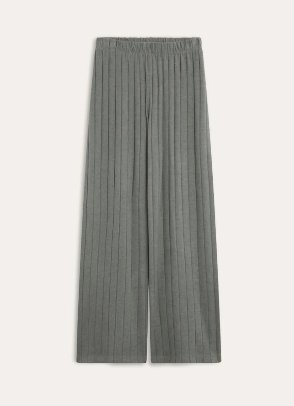 PANTALON DROIT ET LARGE EN MAILLE DOUCE GRIS