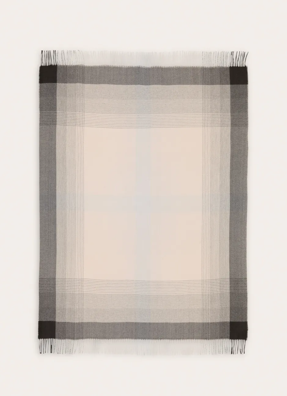 PLAID À CARREAUX FINITIONS FRANGÉES TRAIL GREGE