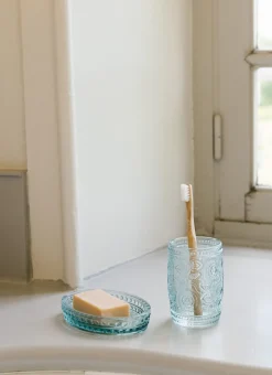 PORTE-SAVON EN VERRE COLORÉ GRAVURES DE FLEURS BLEU CLAIR