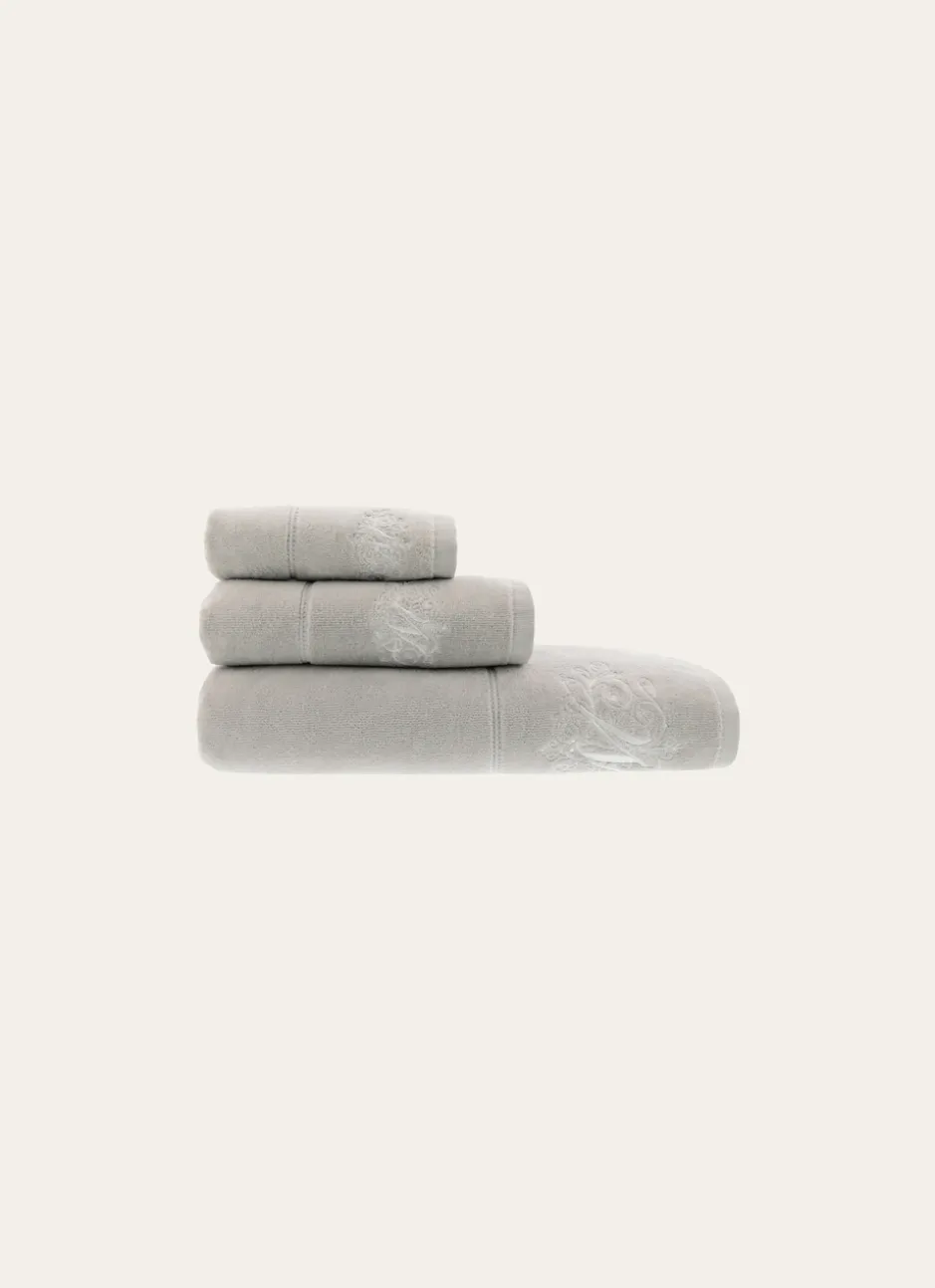 SERVIETTE DE TOILETTE EN VELOURS BRODÉE 500GR GRIS