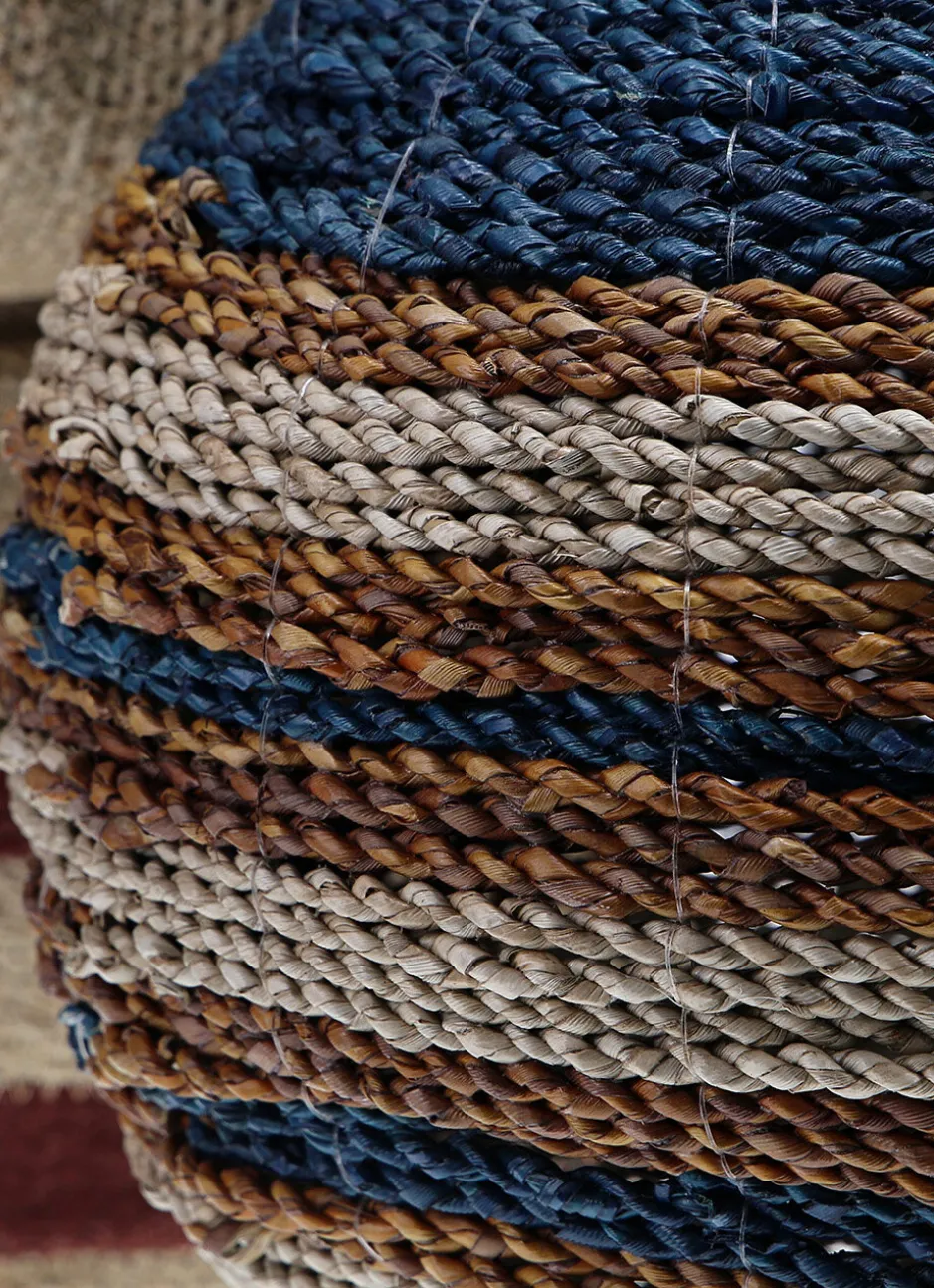 VASE EN FIBRES NATURELLES OBÉLIX BEIGE / OCRE / BLEU