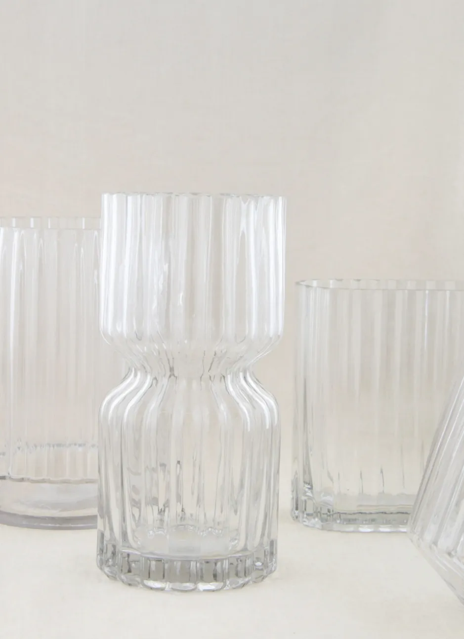 VASE EN VERRE STRIÉ TRANSPARENT