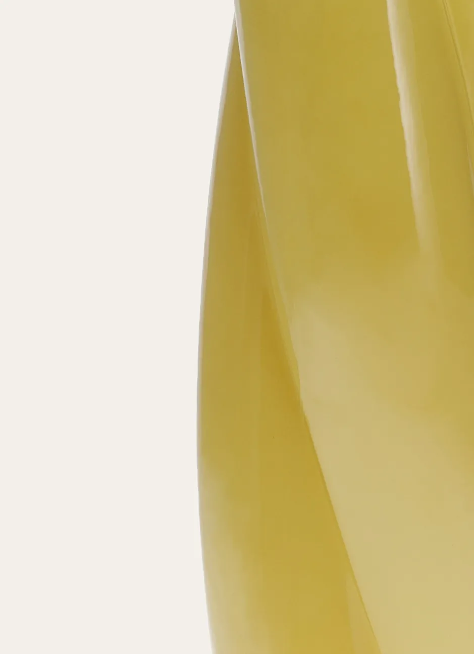 VASE TORSADÉ EN VERRE OPAQUE JAUNE